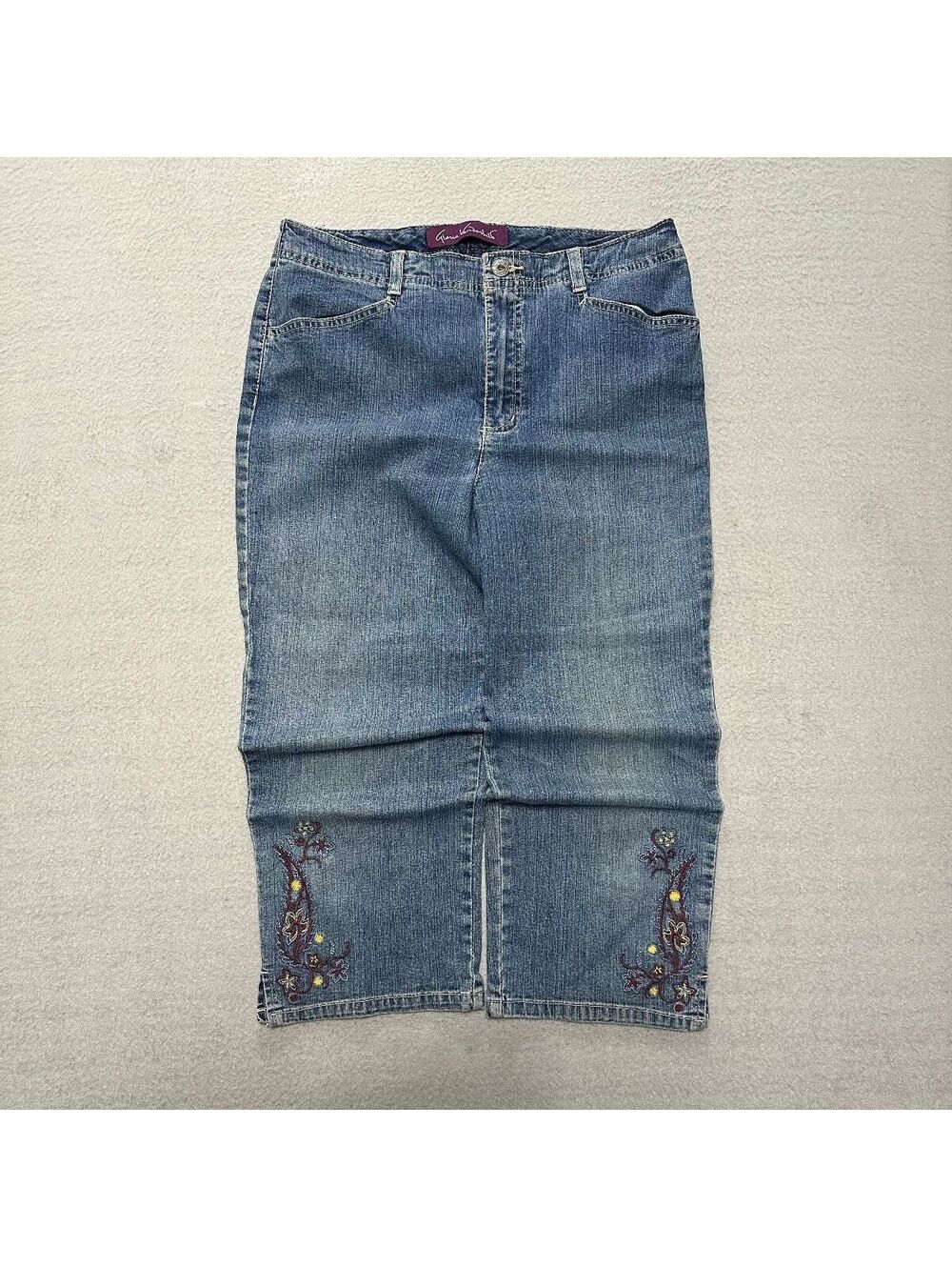 Vintage 2000s Gloria Vanderbilt Capri jeans, Embroidered Capri Jeans, Y2K Denim
